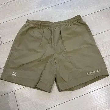 NO COFFEE 카키 숏팬츠