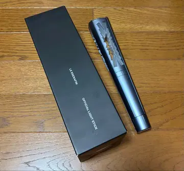 LE SSERAFIM (르세라핌) 공식 응원봉