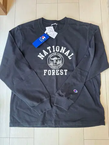 미사용 새상품! Champion 트레이닝복