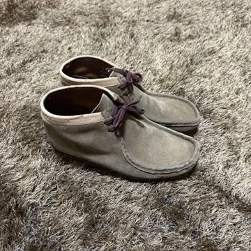 Clarks 왈라비
