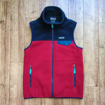 파타고니아 플리스 베스트 XS 사이즈 네이비/레드