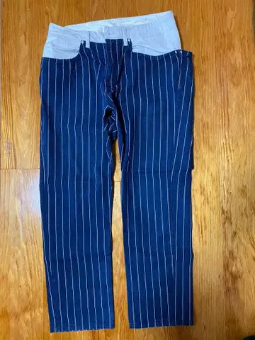 efiLevol / 메종 콩셉시옹 리브르 팬츠