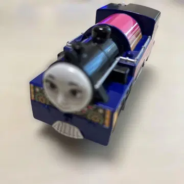 프라레일 토마스 아시마