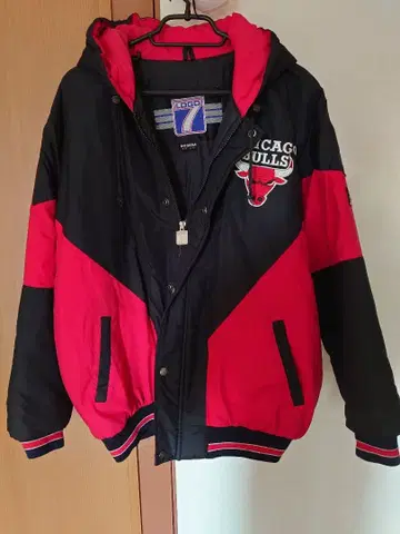 90년대 LOGO7 시카고 불스 자수 충전솜 후드티 M사이즈