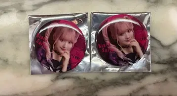 =LOVE 캔뱃지 복권 사이토 키아라 이코노이조이 양키 의상