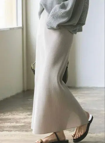 NOBLE 골지 타이트 스커트