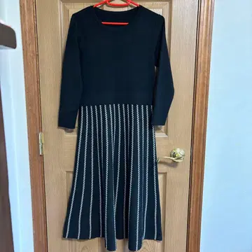 블랙 니트 원피스 긴팔