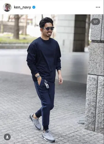 eurokenvy 네이비 사이드 스트라이프 조거 팬츠