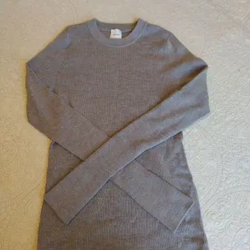 스픽 앤 스팬 리브 긴팔 니트