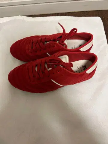 ZARA 레드 스웨이드 스니커즈 24.5