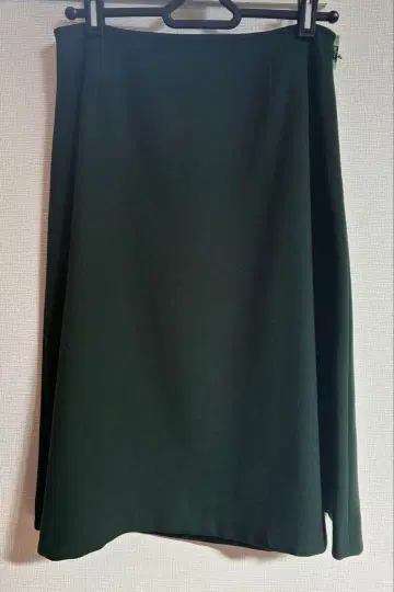 AMACA 아마카 다크 그린 플레어 스커트