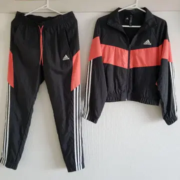 여성용 M 사이즈 아디다스 상하의 세트 저지 스포츠 웨어 나일론