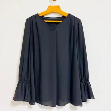 언타이틀 캔디 슬리브 스키퍼 블라우스 UNTITLED 세탁 가능