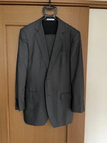 캘빈클라인 그레이 스트라이프 비즈니스 정장