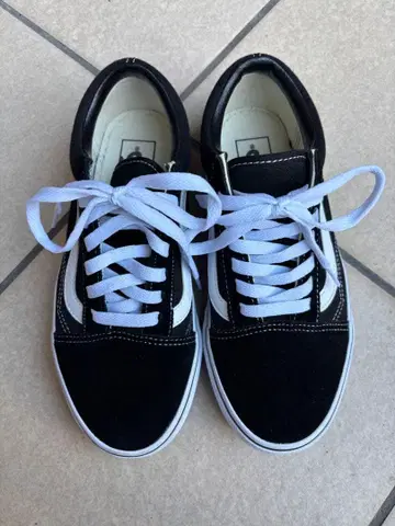 Vans 블랙/화이트 스니커즈