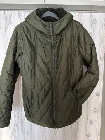 유니클로 퀼팅 보아 후드티 카키