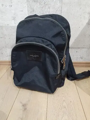 MARC JACOBS 블랙 백팩