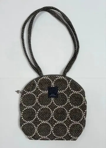 미나 페르호넨 마핀 백 탬버린