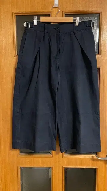 sacai luck 네이비 크롭 팬츠