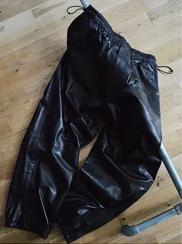 barbell object JOHN 별주 양가죽 트레이닝 팬츠