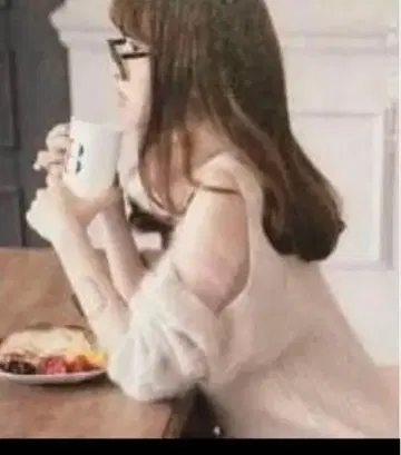 새상품급 스나이델 snidel 오프숄더 터틀넥 니트