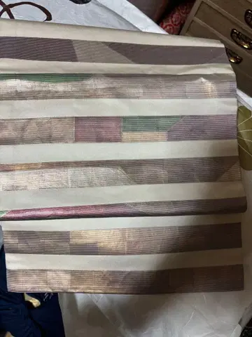 나고야 오비 스트라이프 무늬 광택감 있음