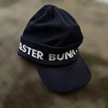 MASTER BUNNY EDITION 니트 모자 네이비