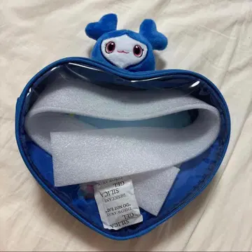 TWICE LOVELYS 삐걱삐걱 바디백 쯔위 TZUVELY