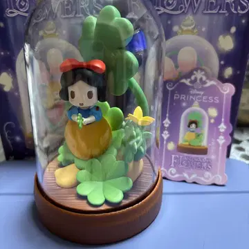 백설공주 돔형 피규어 플라워즈