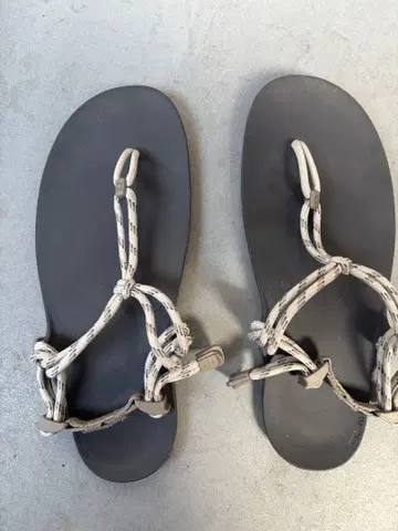 제로 슈즈 제네시스