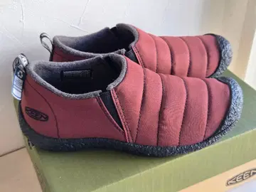 [ 미사용 새상품 ] KEEN HOWSER II 슬립온 24.5cm