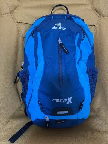 도이터 deuter RACE X 백팩 파랑