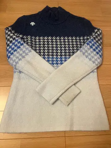 방모 더블 자카드 보틀넥 보더 스웨터