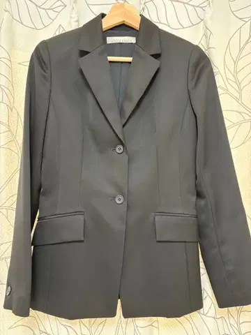 ANNE KLEIN 블랙 테일러드 자켓