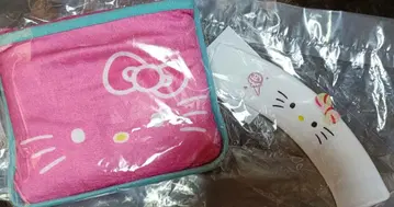 헬로키티 서티원 아이스크림 슬리브와 담요 세트