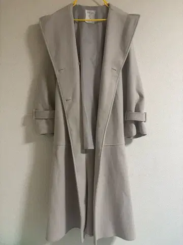 마제스틱 레곤 롱 코트