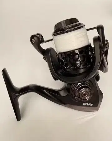 스피닝 릴 BE2000 블랙