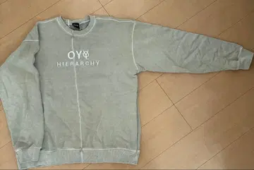 QY HIERARCHY 그레이 맨투맨