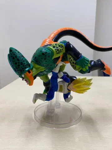 드래곤볼 C상 셀 vs 베지터 [ 제일복권 ]