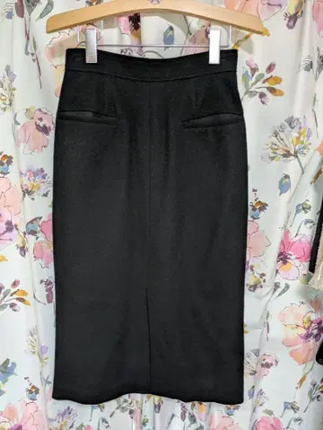 SLOBEIEMA 슬로브 이에나 블랙 타이트 스커트 울