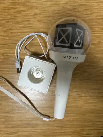 NiziU 응원봉