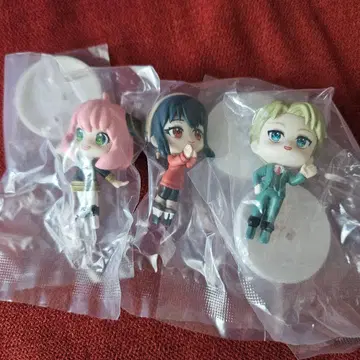 SPY x FAMILY 스파이 패밀리 가챠가챠 올려다보는 스타