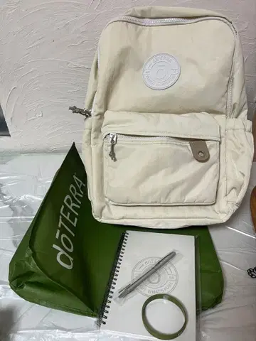 새상품 doTERRA 컨벤션 2025 백팩 노트 볼펜 포함