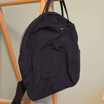 스탠다드 서플라이 네이비 캥거루 백팩