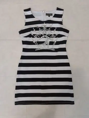 에밀리아 위즈 원피스