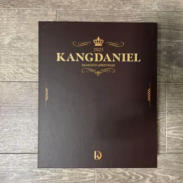 KANGDANIEL 2023 SEASON'S GREETINGS