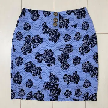 d.i.a 꽃무늬 타이트 스커트