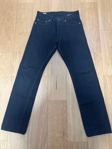 모모타로 진즈 출진 블랙 데님 버튼 플라이 B0205SP 30인치