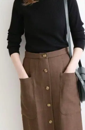 [새상품급] [IENA] 프론트 버튼 디자인 타이트 스커트