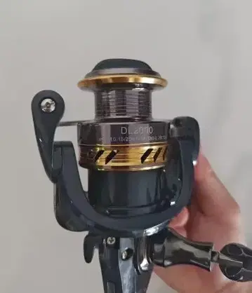 D4000 빙어 릴 블랙/골드